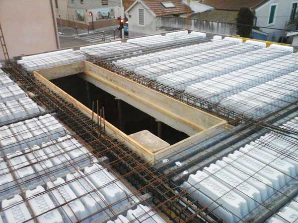 подготовка к заливке бетонной плиты второго этажа